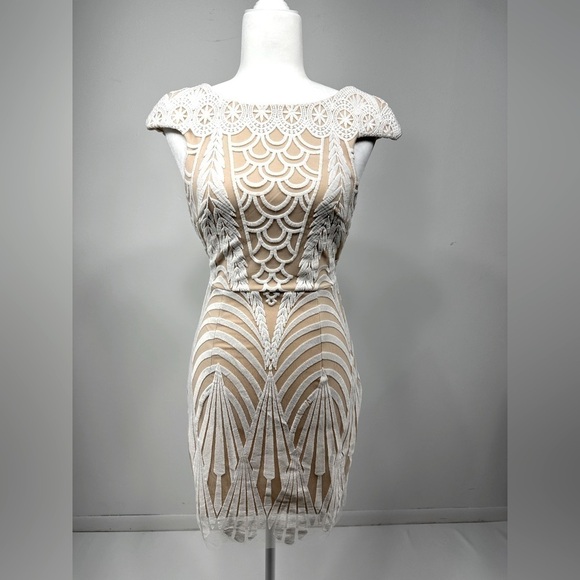 Xenia Boutique lace mini dress white size 8 - Picture 3 of 16